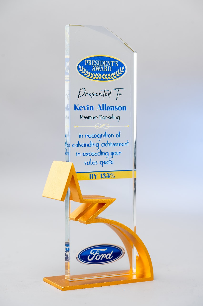 Gold Metallic Base Crystal Award Trophy - Image 3