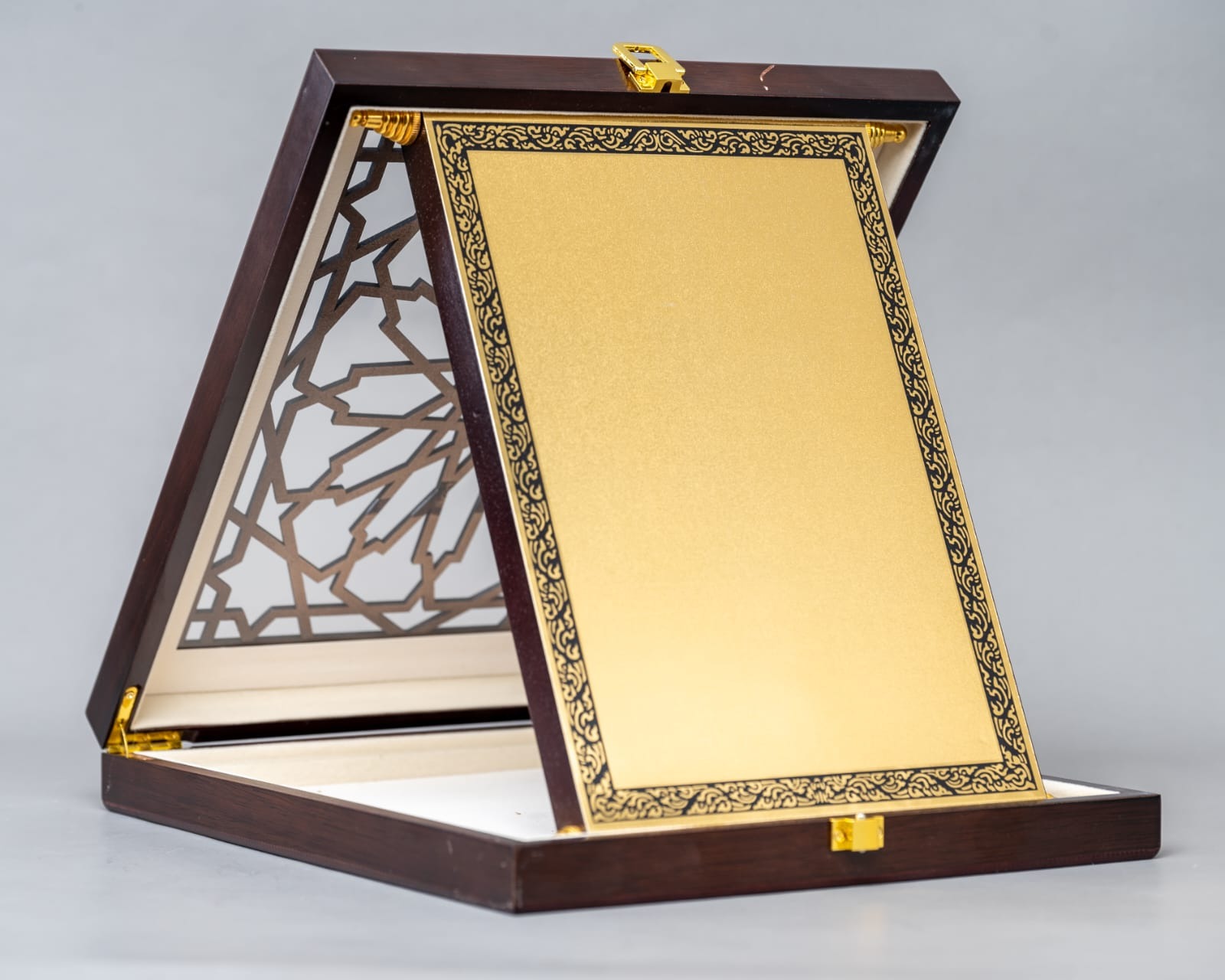 Self-Sitting Award Plaque