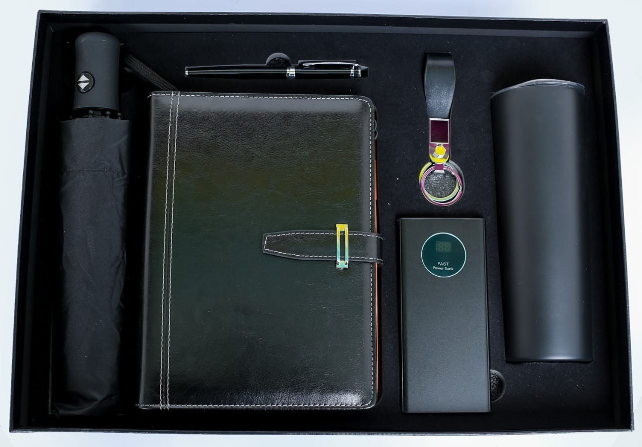 Deluxe Executive Gift Set – Leather Notebook, Power Bank, Thermal Bottle, Pen, Keychain & Umbrella Combo - Image 2